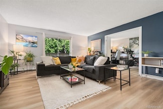 7040 E Girard Ave Unit 207, Denver, CO 80224