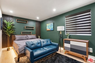 1341 N Mariposa Ave, Los Angeles, CA 90027