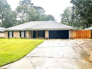215 Mill Creek Ln, Haughton, LA 71037