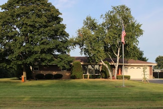 5426 Barthel Rd, Franksville, WI 53126