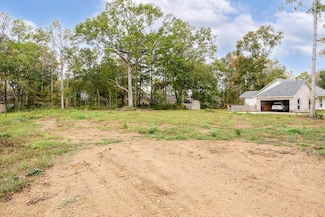 10713 Durmast Dr, Greenwell Springs, LA 70739