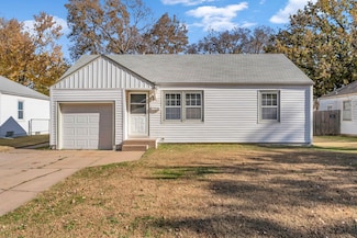 2762 S Classen St, Wichita, KS 67216