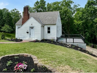 3501 Mcfarlan Rd, Cincinnati, OH 45211