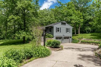 8724 Burr Oak Rd, Roscoe, IL 61073