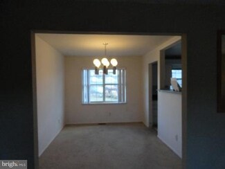 3313 Barcroft Dr, Upper Marlboro, MD 20774