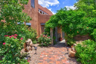 11705 Corona Ave NE, Albuquerque, NM 87122