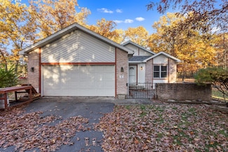 5481 E 1093 N, Demotte, IN 46310