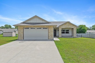 1 Oak Ct, Oxford, KS 67119