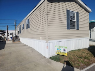 4125 Park St N, Saint Petersburg, FL 33709
