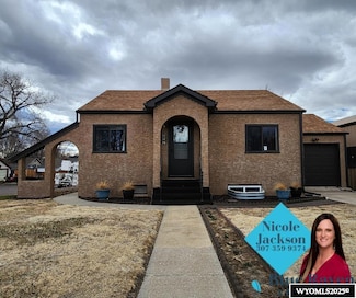 301 11th St, Wheatland, WY 82201