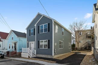 7 Abbott St, Lowell, MA 01852