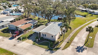 85 Meadow Cir, Ellenton, FL 34222