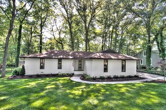 1907 Wandering Way Dr, Charlotte, NC 28226