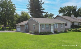 5310 Oak Park Rd, Oakwood Hills, IL 60013