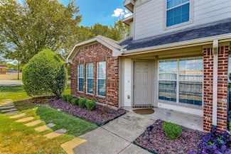 611 Oriole Blvd Unit 102, Duncanville, TX 75116