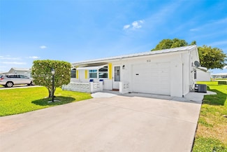910 SW 6th Ave, Boynton Beach, FL 33426