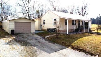 8421 Pleasant Hill Rd, Knoxville, TN 37924