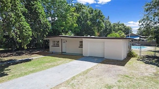310 16th St NE, Winter Haven, FL 33881
