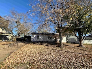 317 Holmes St, South Fulton, TN 38257