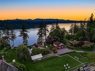 7761 Hansen Rd NE, Bainbridge Island, WA 98110