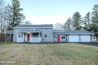 1644 Main St, Pattersonville, NY 12137