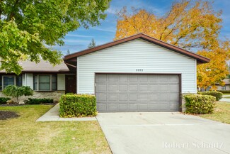 2202 Mapleton St NE, Grand Rapids, MI 49505