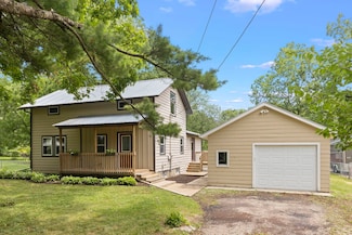 3S051 Glen Dr N, Warrenville, IL 60555