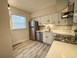 72 Stewart St, Bristol, CT 06010