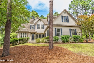 114 Baker Cir, West End, NC 27376