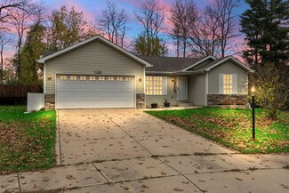 2319 Venus St, Portage, IN 46368