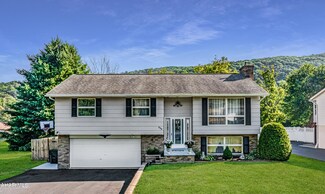 339 Windvale Dr, Duncansville, PA 16635