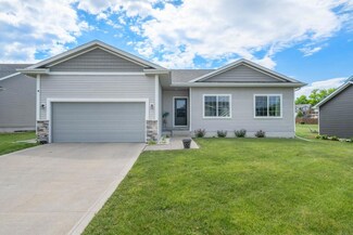 5425 SE 26th Ct, Des Moines, IA 50320