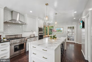 6036 Broad St, Bethesda, MD 20816