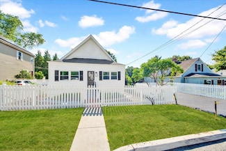 4 Cedar St, Hastings On Hudson, NY 10706