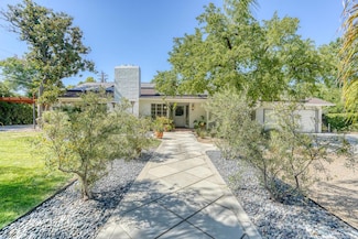 415 E Indianapolis Ave, Fresno, CA 93704