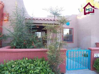 2210 Durango Ct, Las Cruces, NM 88011