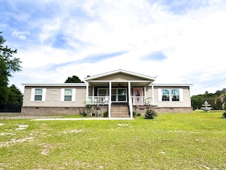 4540 Old Grove Hill Rd, Grove Hill, AL 36451