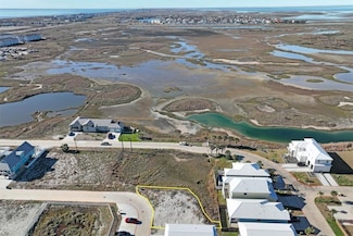 146 Flounder Dr, Port Aransas, TX 78373