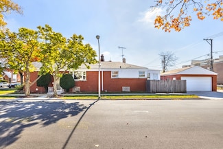 9000 S Cornell Ave, Chicago, IL 60617