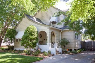 636 N Crestway St, Wichita, KS 67208