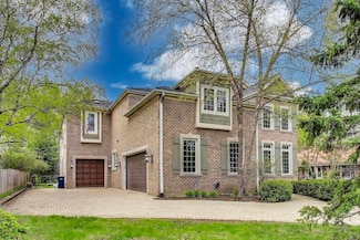 628 Greenwood Rd, Northbrook, IL 60062