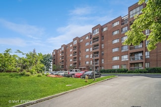 600 Naples Ct Unit 601, Glenview, IL 60025