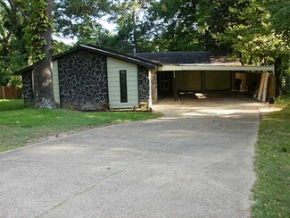 8936 Shady Ln, Shreveport, LA 71118