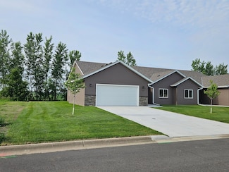 1227 21st St SW, Faribault, MN 55021