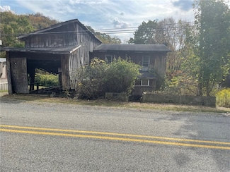 302 Arcadia Rd, Cherry Tree, PA 15724