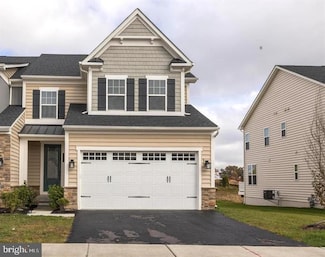 325 Piper Ln, Exton, PA 19341