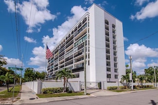 3211 W Swann Ave Unit 410, Tampa, FL 33609