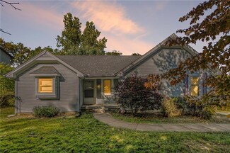 3204 NW Cerrito Ln, Riverside, MO 64150