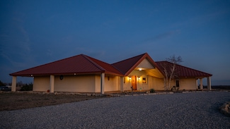 9101 E 4th Ave, Hutchinson, KS 67501