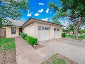 1745-1747 Horseshoe Cir, Round Rock, TX 78681